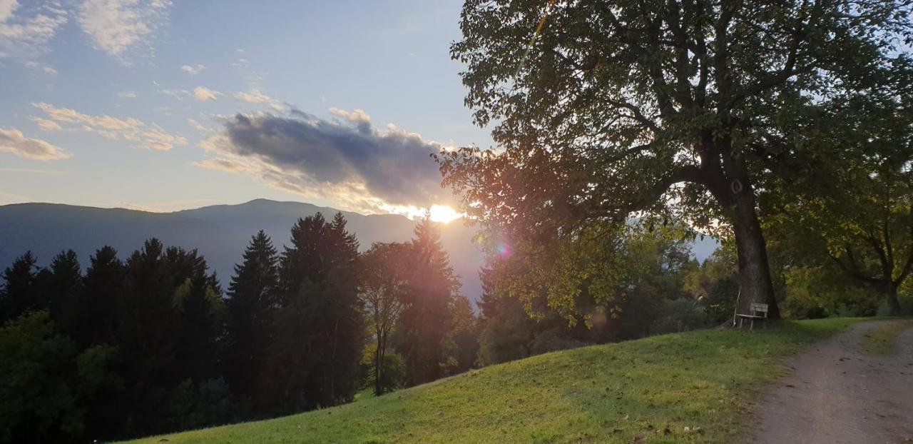 Отель Berggasthof Karlbauer Lendorf Экстерьер фото